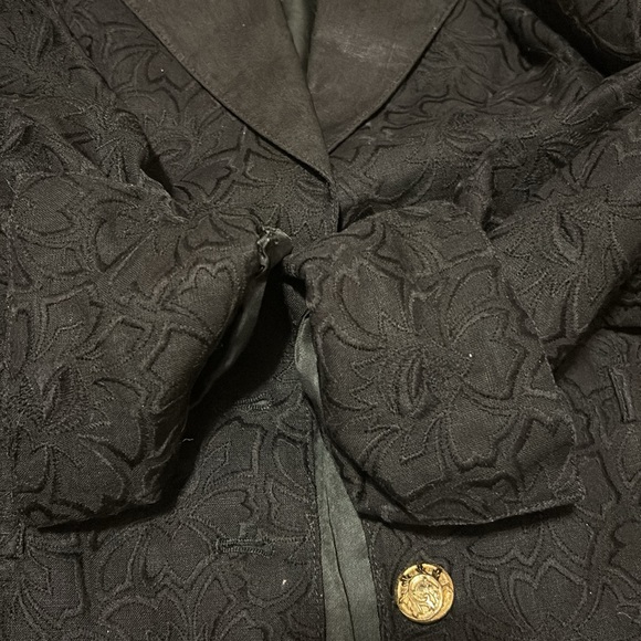 Louis Feraud - Picture 12 of 16